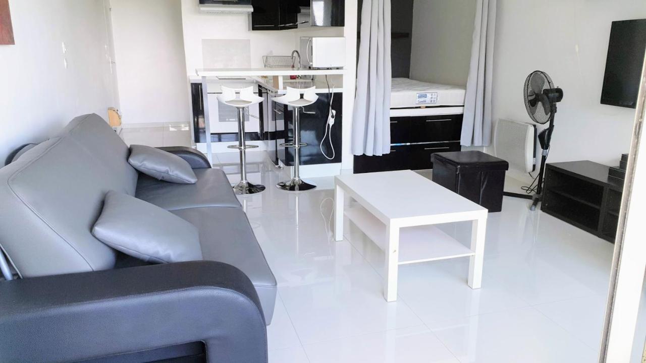 Apartment Hotel Vue Mer A 100 Metres Des Plages Etage 5 Villeneuve-Loubet Exteriör bild